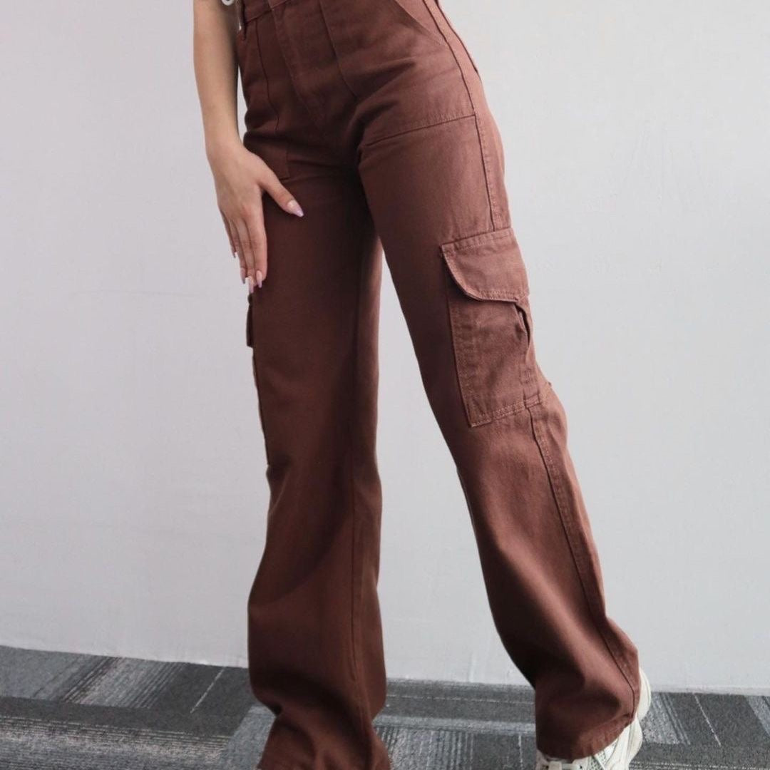 Wide-Leg Cargo Pants 🖤
