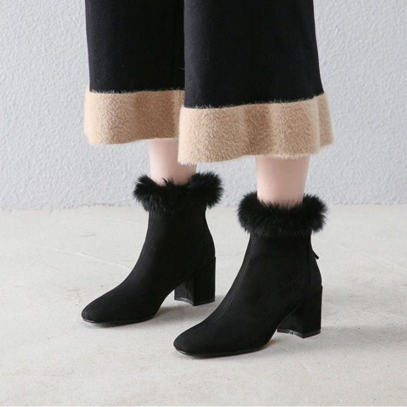 🖤🤍 Luxe Faux Fur-Lined Ankle Boots 🤍🖤
